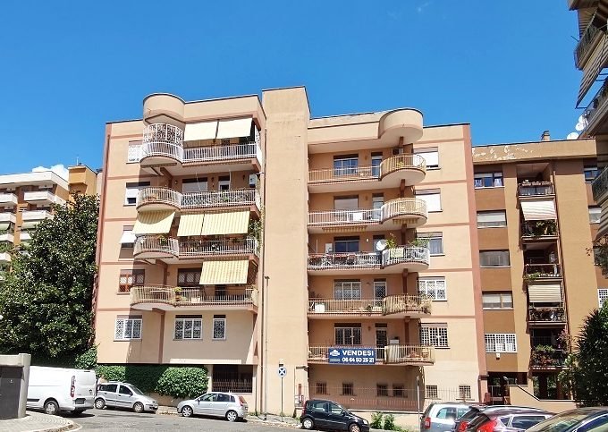 Casal de' Pazzi - Kant, Via Fermo Corni Casal de' Pazzi - Kant, Via Fermo Corni