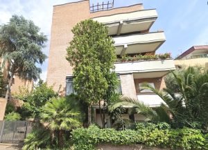 Attico Ristrutturato Roma Talenti Via Luigi Capuana