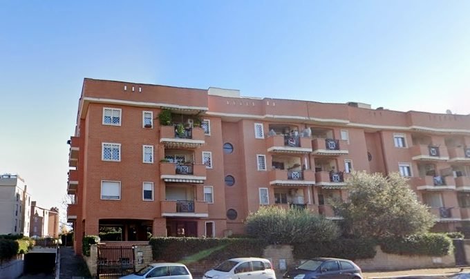 Porte di Roma Via Rino Gaetano Box 110mq Porte di Roma Via Rino Gaetano Box 110mq