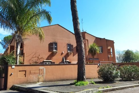 Villino a schiera Via Leonida Rech