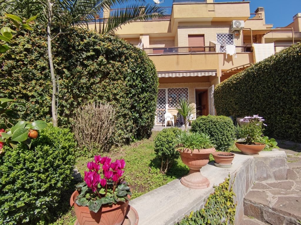 Villino Venduto nel 2022 Kant – Via Leonida Rech