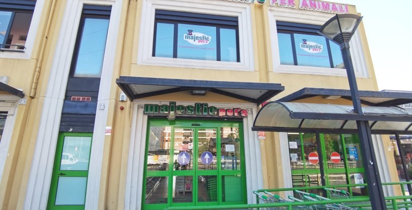 Casal de' Pazzi - Kant, Via Egidio Galbani vendita locale commerciale roma