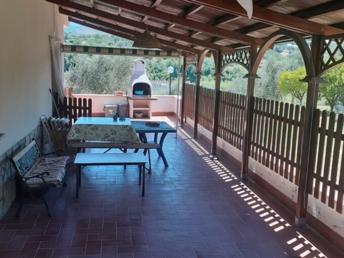 Sant'Angelo Romano - casa indipendente