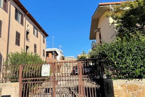 Casal de' Pazzi - via Francesco Selmi